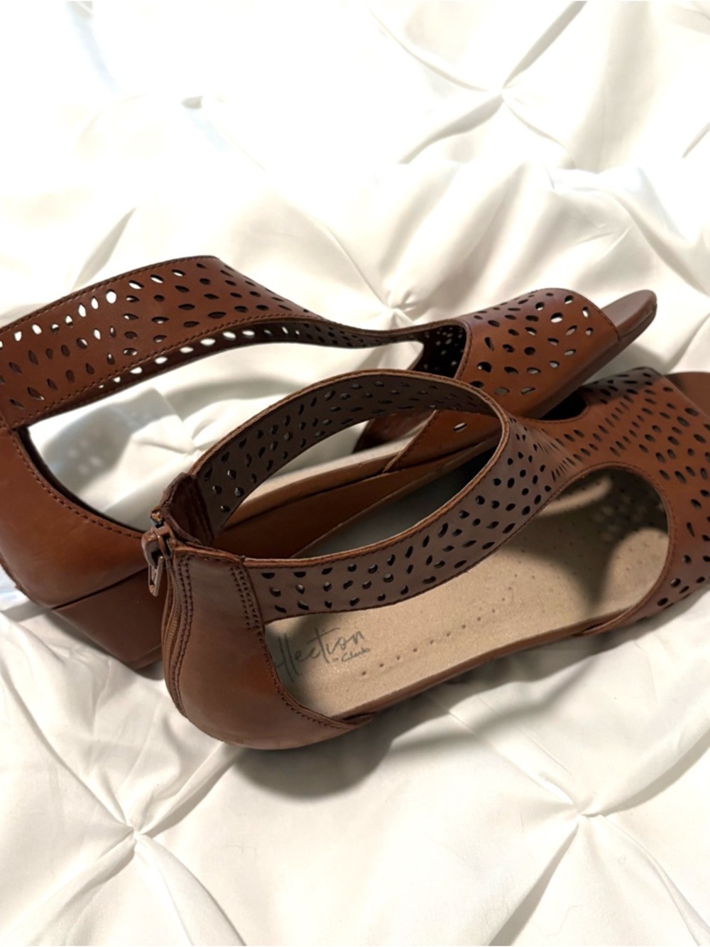 Clarks Collection Brown Ankle Zip Sandal, Women’s 11, Excellent!